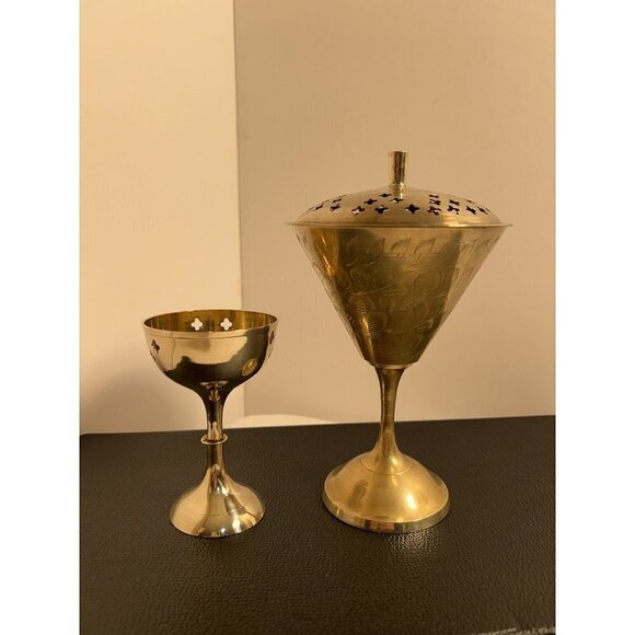 Lot of 2 Unique Hand Carved Brass Vintage  Cups Goblet Star Flower India - Picture 1 of 12